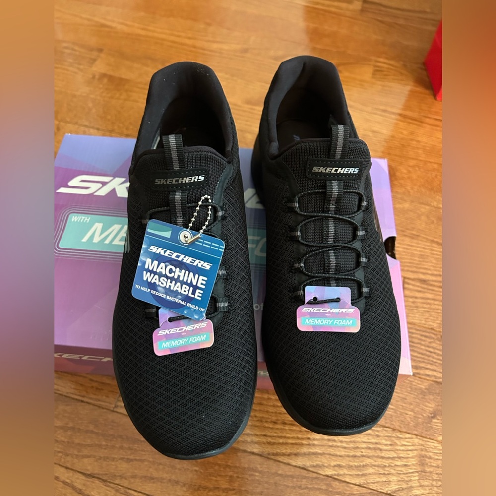 Skechers new black 9.5 WEEKEND SALE